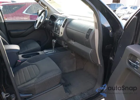 2013 Nissan Frontier Pro-4X z USA, uszkodzony, nr VIN 1N6AD0EV2DN738000